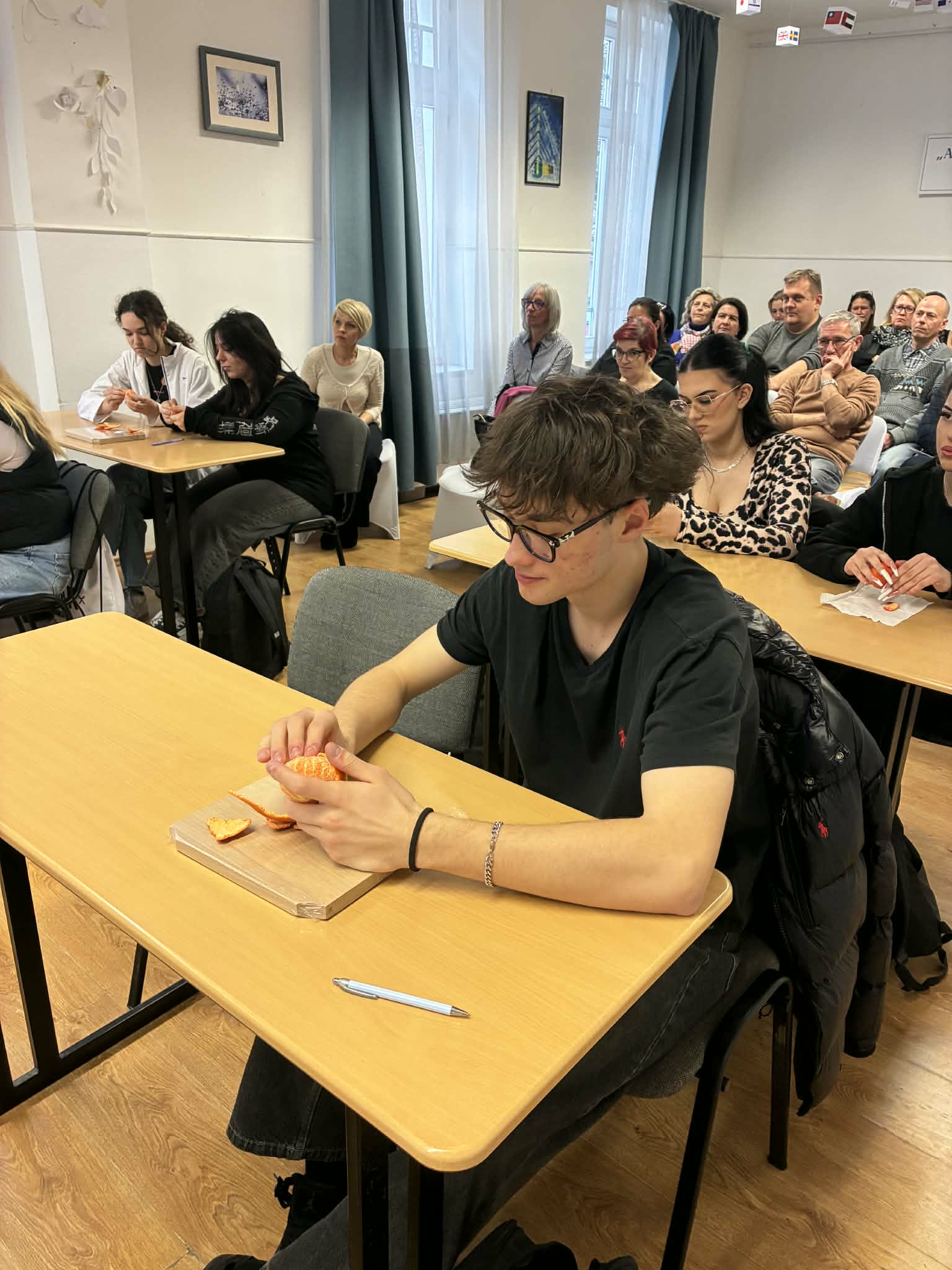 Szakmai nap az Esélytér Intézményfenntartó iskoláinak részvételével