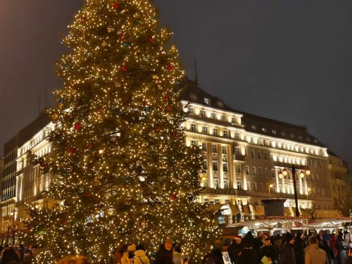 214d5bc4-ce20-42fd-b51f-1b001729b26d