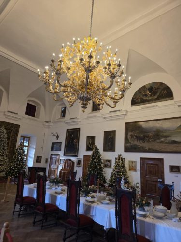 b0168231-e99e-40f4-a21e-b79f88e47e1f