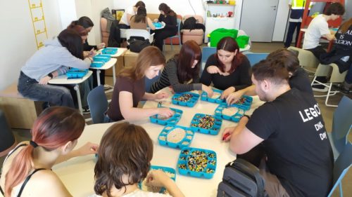 35a18efe-a53e-4f69-b268-d04f7a6aa715