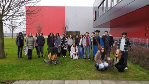 4f012866-a8cd-4cd7-b6f1-5342d55d2d3f