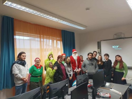 2350deed-ef8a-4cbe-a316-96eb7aef499f