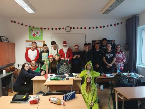 a520841e-c9f2-420a-95d3-086ff1721259