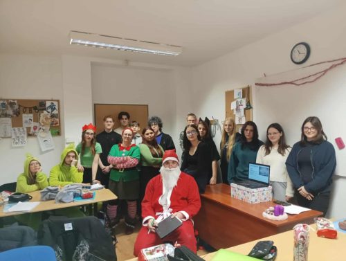 bc1912f2-e2f7-4a7c-98ea-1d6fb7166383