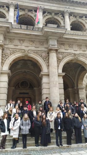 6ee1b0f2-35a1-4f24-b8f8-e0bbddac1b81