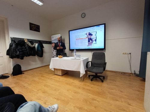 37d08f4e-63d8-481d-af63-8579cfe431d2